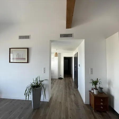 Magnifique Villa Sur Toit, A Deux Pas De La Mer Apartment